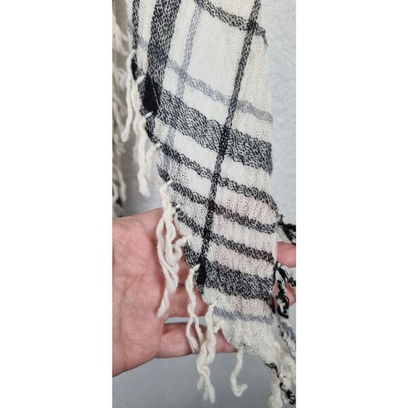 Madewell Plaid Triangle Wool Scarf - Picture 6 of 6